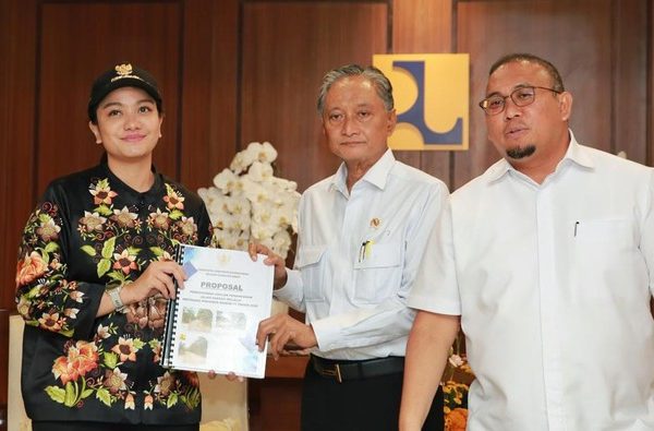Andre Rosiade dan Bupati Dharmasraya Temui Menteri PU Ajukan Proposal Jalan Hingga Pasar Payakumbuh
